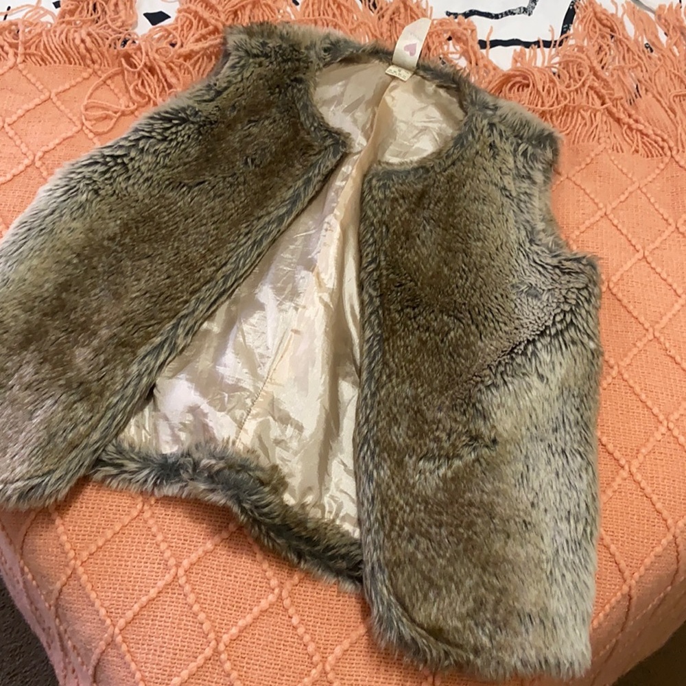FUR VEST FOR WOMEN